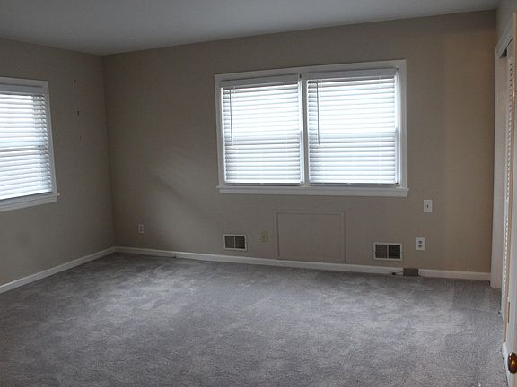 5th image of 3324 Dean Dr