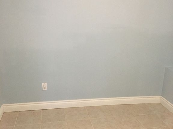 4th image of 305 Margueretta St
