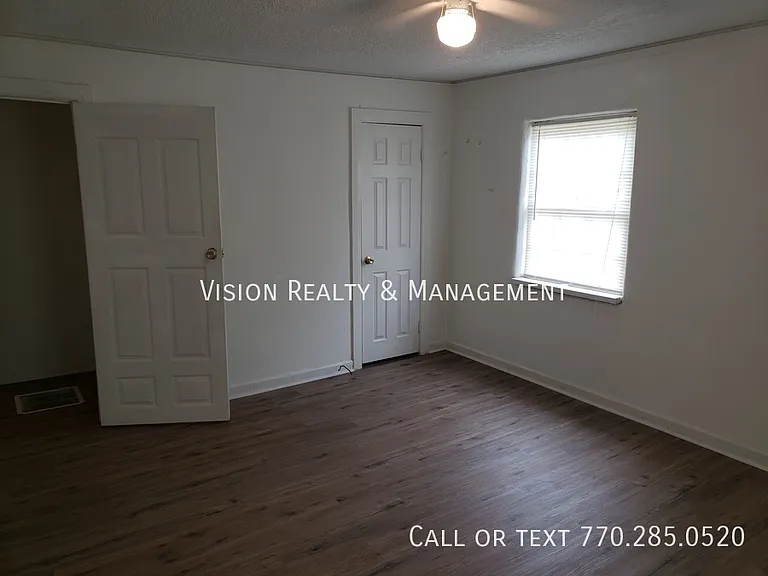 1070 Ollie Cir NW — Photo 12