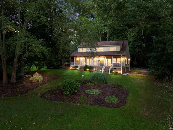 57 Waterview Ct, Bracey, VA 23919