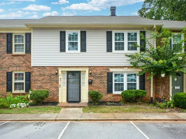 2472 Lehaven Dr, Tucker, GA 30084