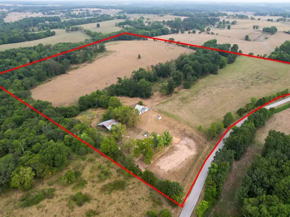 519 State Highway Jj, Aurora, MO 65605