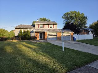 22 Gatehouse Ln, Cherry Hill, NJ 08003