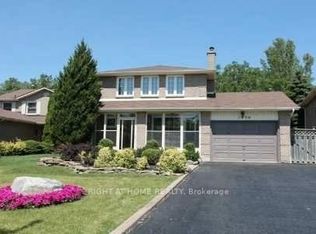 1036 Sawgrass Cres, Mississauga, ON L5C3Y3