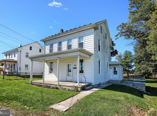 185 Village Dr, Lebanon, PA 17042