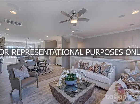 4033 Hidden Oaks Dr #18, Charlotte, NC 28205