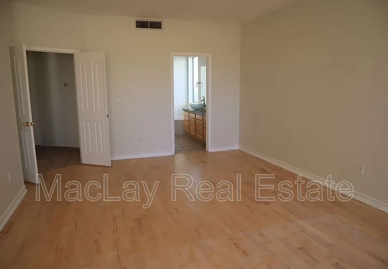 1191 S Sandstone St — Photo 10