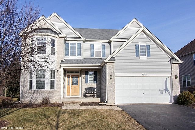 1st image of 1912 Apple Valley Dr