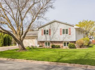 70 Langer Cir, West Saint Paul, MN 55118