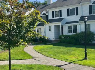 34 Briar Ct, Cross River, NY 10518