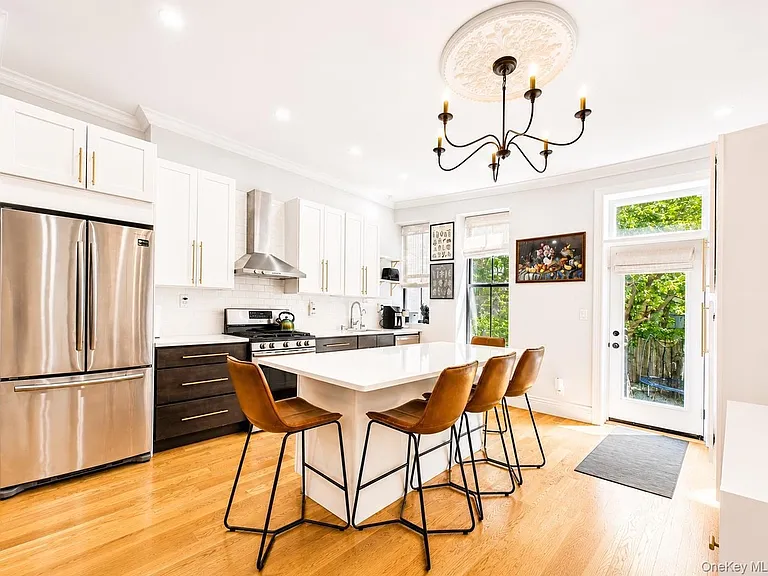 3 Jardine Pl #2F — Photo 8