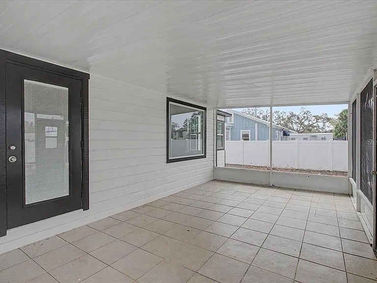 4004 N Munro St — Photo 2