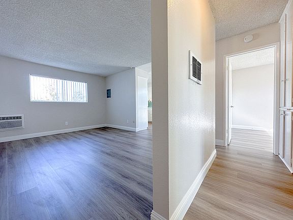 4th image of 411 E Broadway APT 25