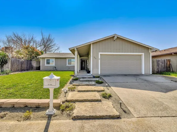 1313 Hickory St, Roseville, CA 95678