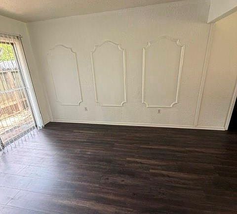 4th image of 9416 Springview Ln