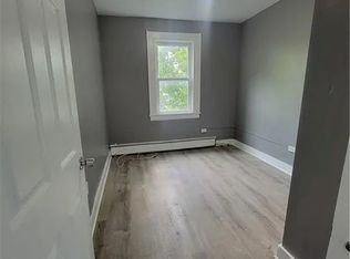 76 N Clinton St #3, Poughkeepsie, NY 12601