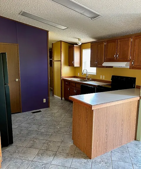 1398 Franklin Dr — Photo 7