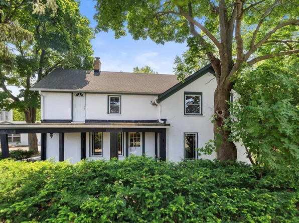 N34W22155 Capitol DRIVE, Pewaukee, WI 53072