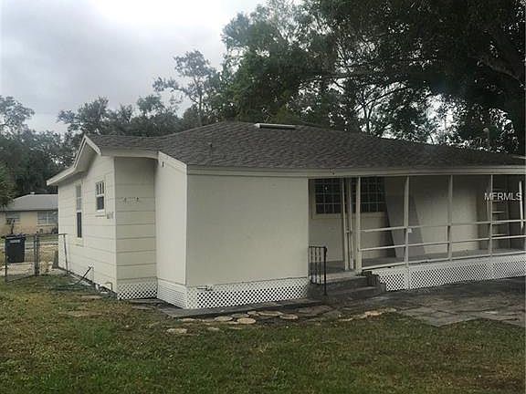 4th image of 1586 Tioga Ave