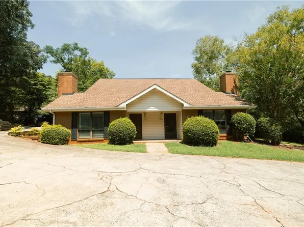 1256 Minhinette Dr, Roswell, GA 30075