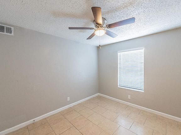 3rd image of 120 Delmar St