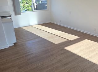 1416 Barry Ave APT 204, West Los Angeles, CA 90025