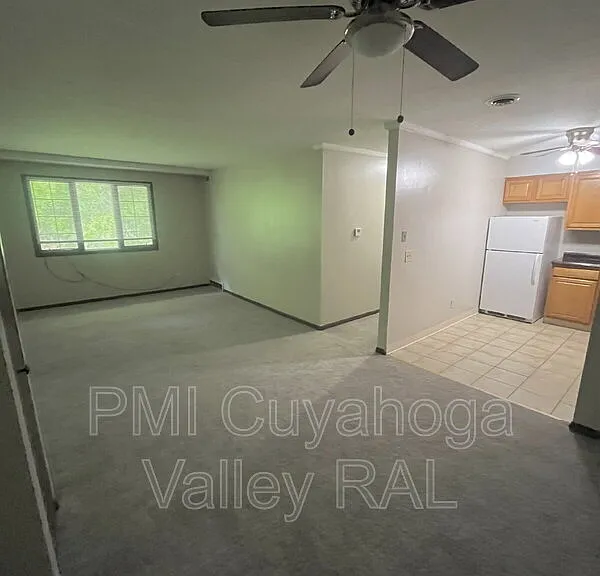1500 W Market St #14 — Photo 6