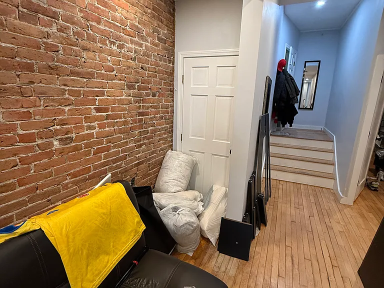 253 Lexington St #1 — Photo 11
