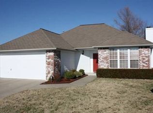 2204 SW Quail Run Dr, Claremore, OK 74019