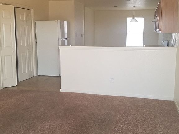 3rd image of 3007 Cantabrian Dr APT C