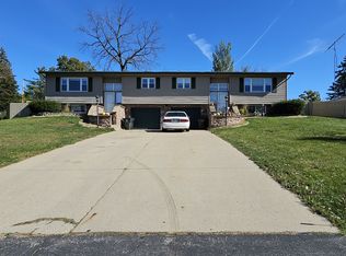 N1460 Cedar Rd, Lake Geneva, WI 53147