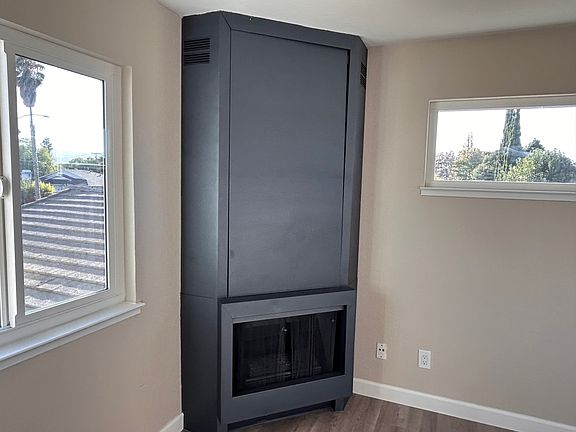 Living room gas fireplace