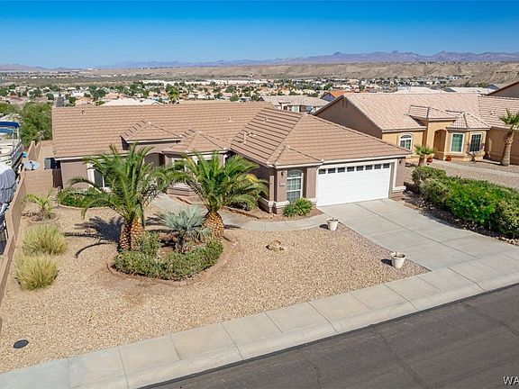 2nd image of 1555 E El Campo