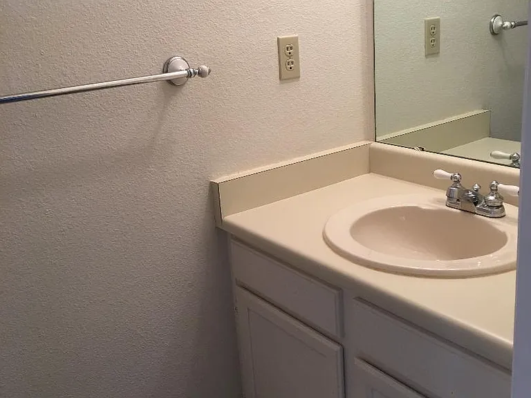 1227 S Flower Cir — Photo 28