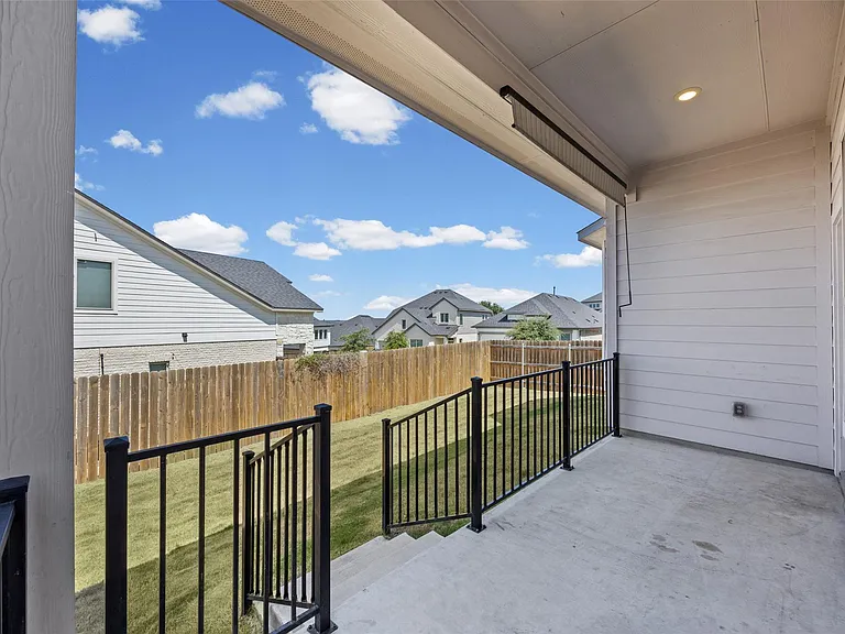 12900 Bloomington Dr — Photo 20