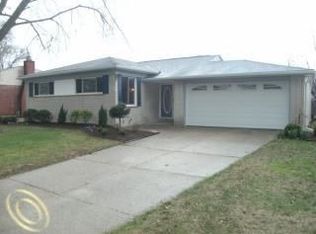 14209 Houghton St, Livonia, MI 48154