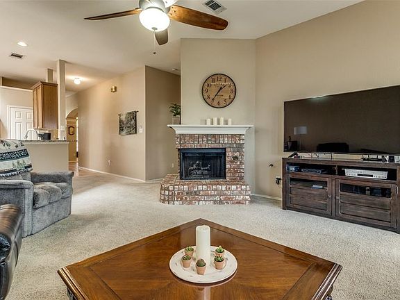 5th image of 5205 Highlands Dr