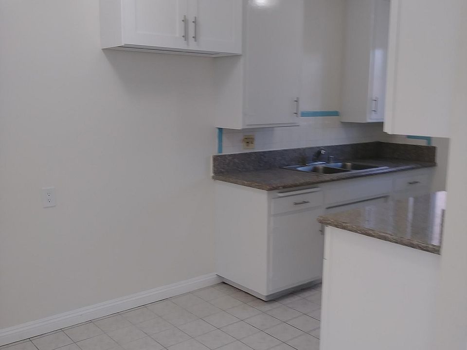2nd image of 1320 Stevens Ave APT F