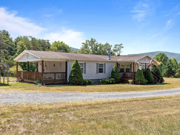 1420 Virginia Ave, Goshen, VA 24439
