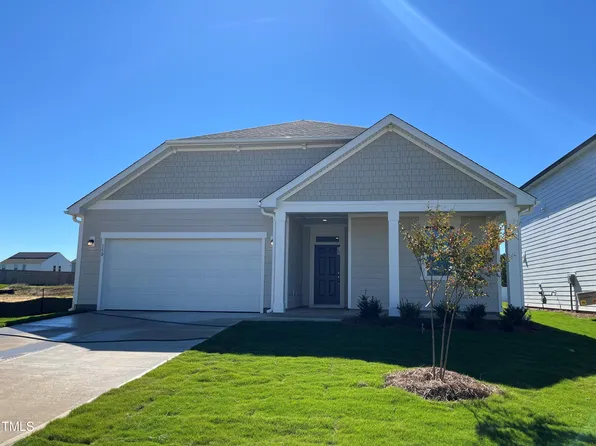 150 Chestnut Oak Ln, Lillington, NC 27546