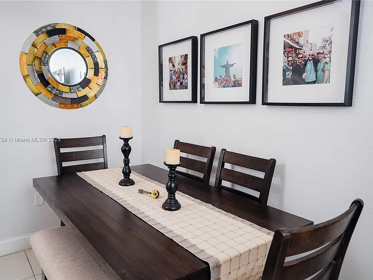 7901 SW 64th Ave #6 — Photo 5