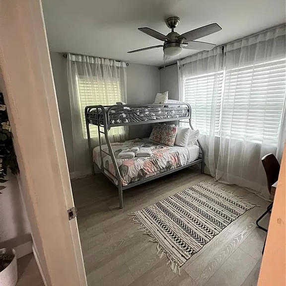 1573 NE 30th Ct — Photo 21