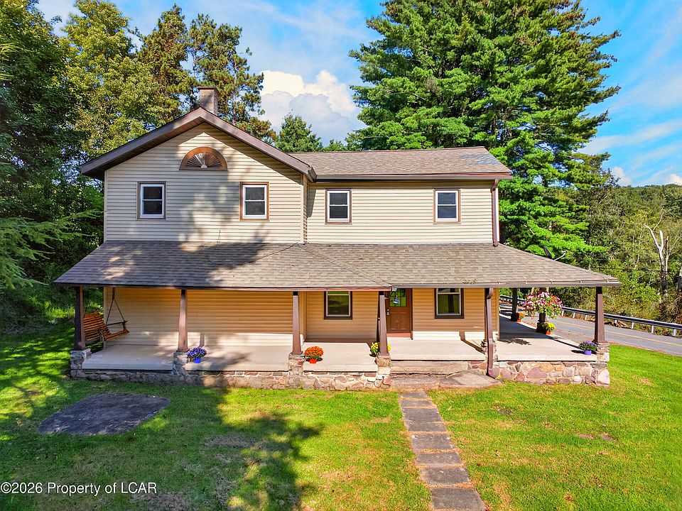 1st image of 345 Pine Tree Rd