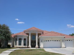 8606 Exodus Ln, Bakersfield, CA 93312