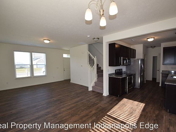 3rd image of 6309 Pinebark Pl
