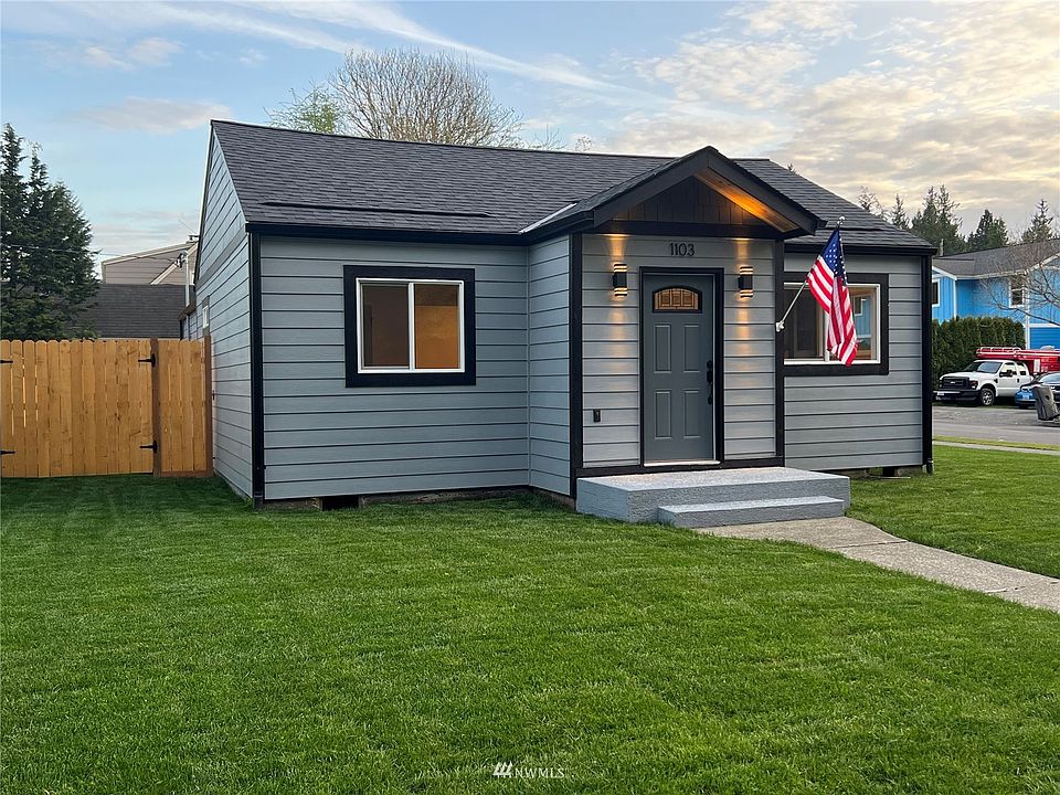 Welcome home to this adorable, completely remodeled rambler in OLympia 