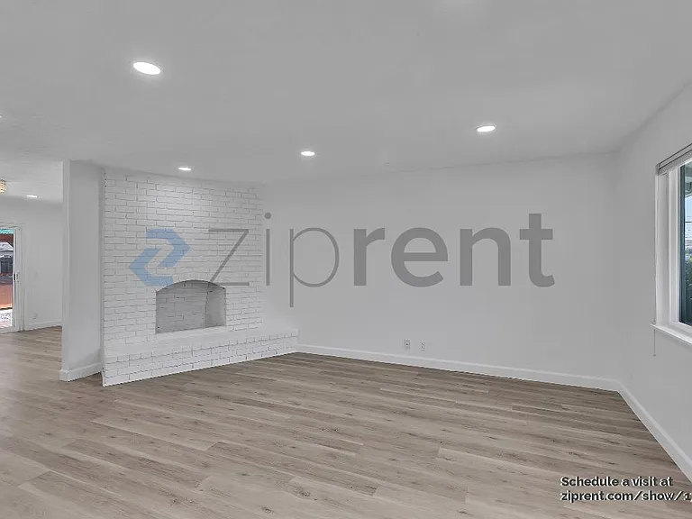 166 Madelia Pl — Photo 4