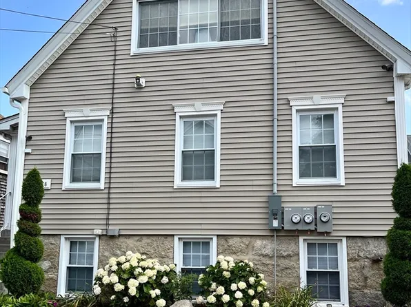 178 Grinnell St, New Bedford, MA 02740