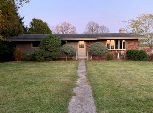 958 Jessie Ln, Random Lake, WI 53075