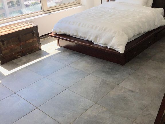 5th image of 3600 N Lake Shore Dr #2139